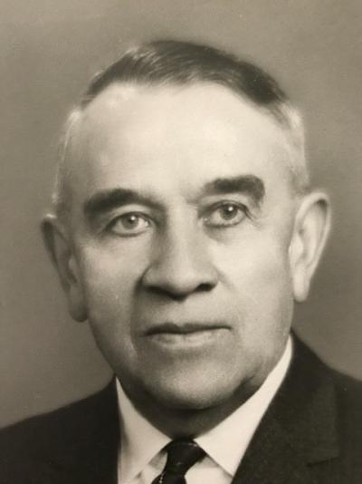 Elmer Carver